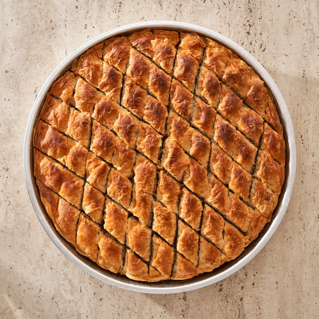 Tepsi Ev Baklavası